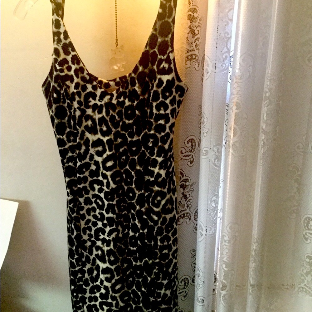 Victoria Secret slim Leopard dress